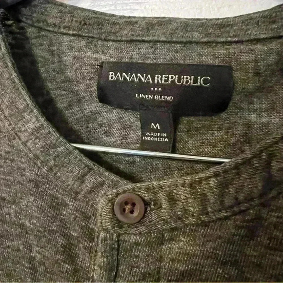 Banana Republic Womens Linen Blend Short Sleeved Short, Olive Green Size Medium - Picture 2 of 4